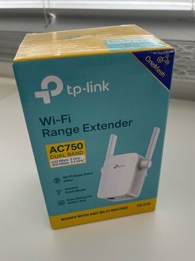 TP-Link WiFi Range Extender AC750 (RE206) New in Box